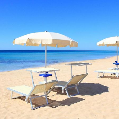 Hotel Beach Salento Marina Di Pescoluse Luaran gambar