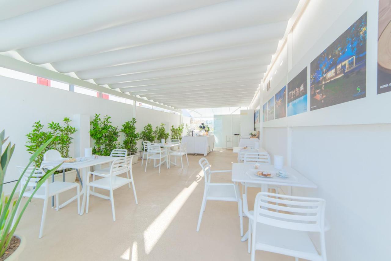 Hotel Beach Salento Marina Di Pescoluse Luaran gambar
